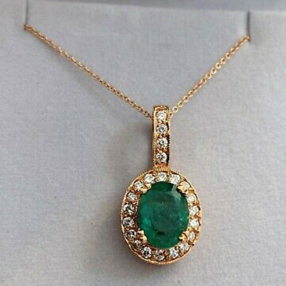 VIDEO!! Beautiful 14KT Rose Gold Emerald Diamond Necklace - Picture 4 of 16